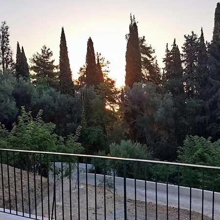 Marianthi Afroditi House In Achillion Woods Achilleion